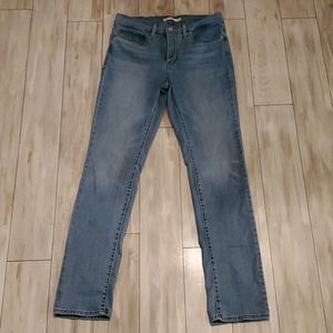 312 Levi's Slim Women's Jeans